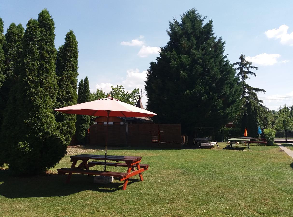 Villa Suzy Zamárdi Extérieur photo